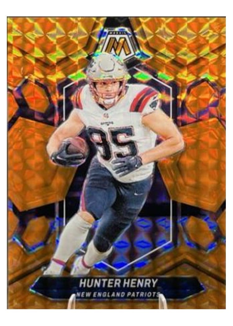 2024 Panini Mosaic Base Set Hunter Henry #152 card