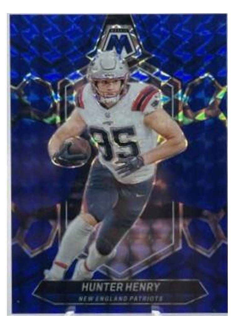 2024 Panini Mosaic Base Set Hunter Henry Blue #152 card