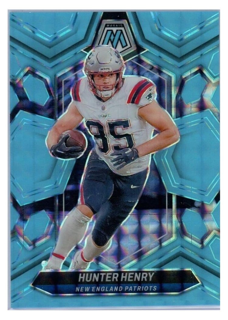 2024 Panini Mosaic Base Set Hunter Henry #152 card