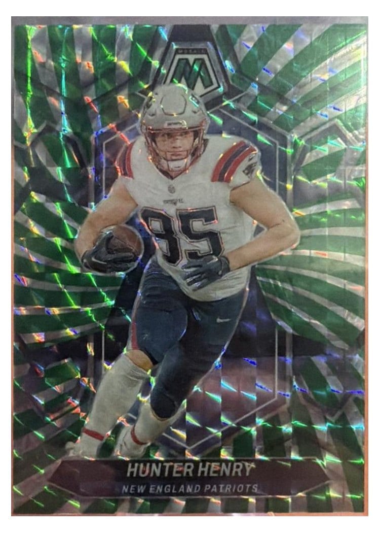 2024 Panini Mosaic Base Set Hunter Henry #152 card