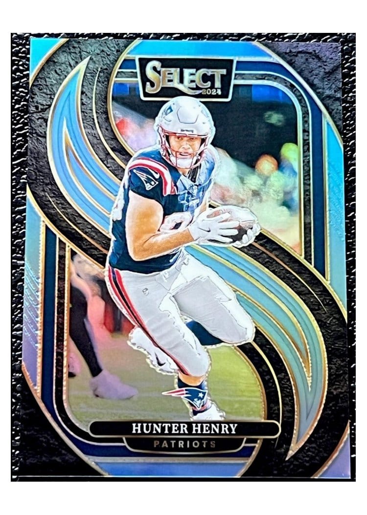 2024 Panini Select Base Set Hunter Henry #160 card