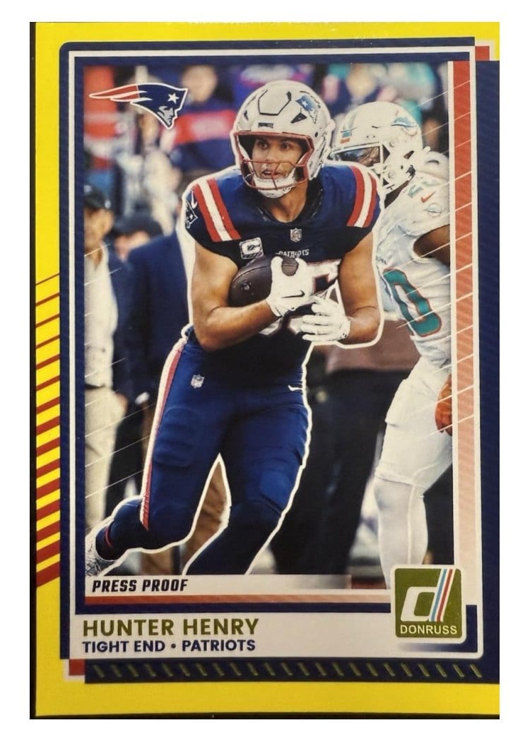 2025 Donruss Base Set Hunter Henry #69 card