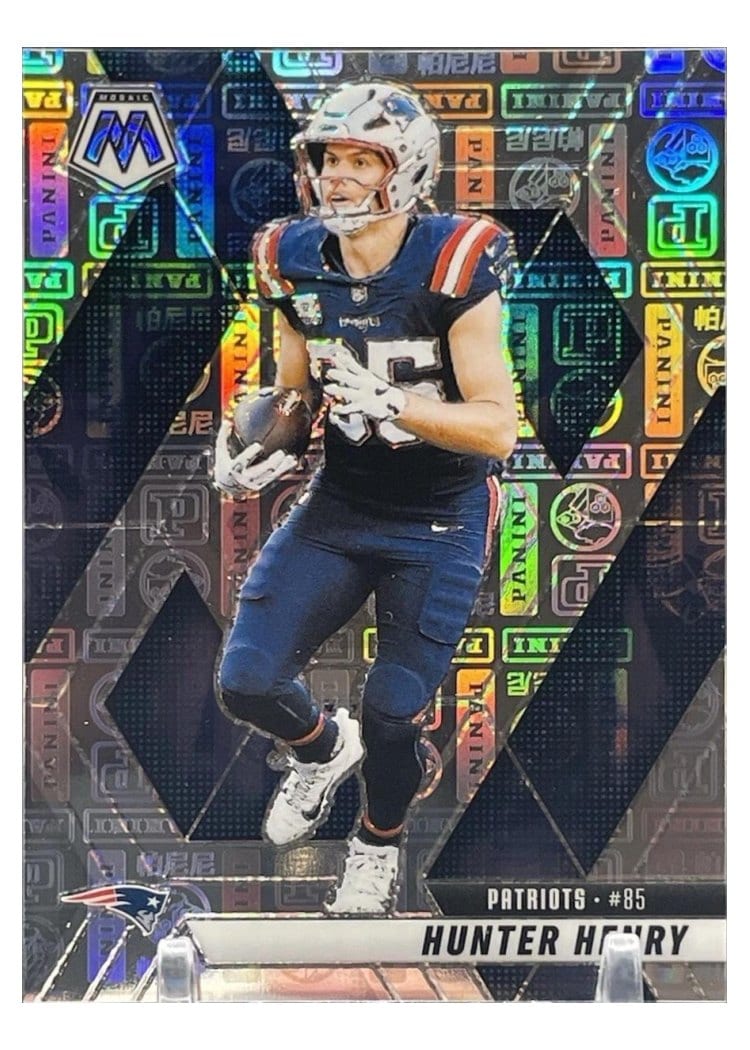 2025 Panini Mosaic Base Set Hunter Henry #262 card