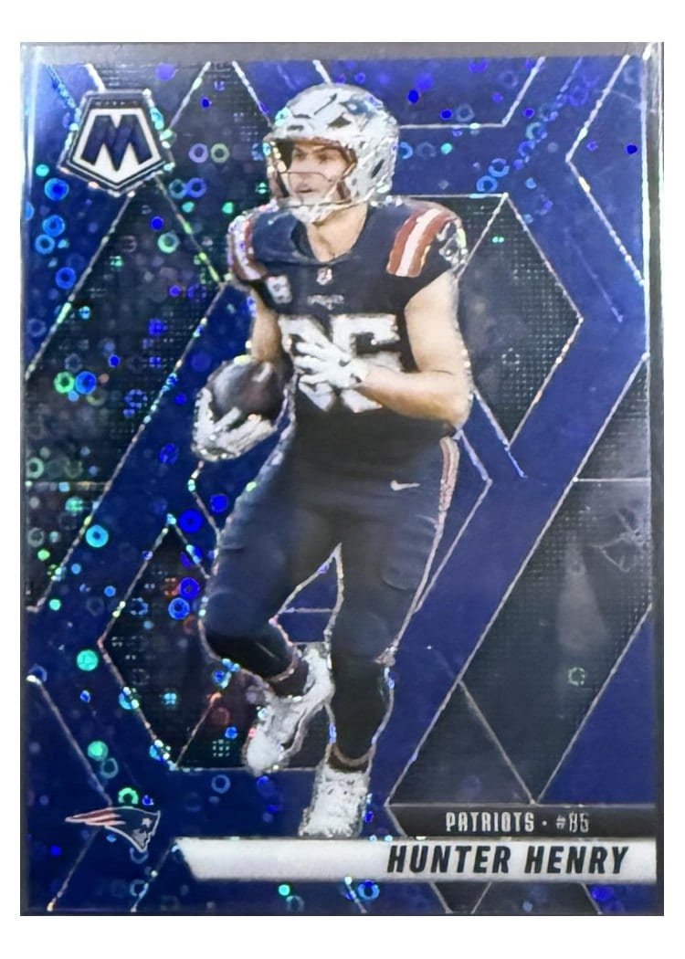 2025 Panini Mosaic Base Set Hunter Henry #262 card