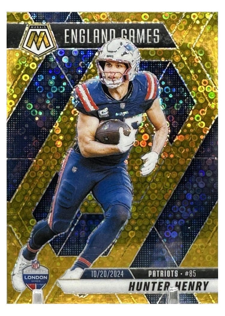 2025 Panini Mosaic Base Set Hunter Henry #262 card