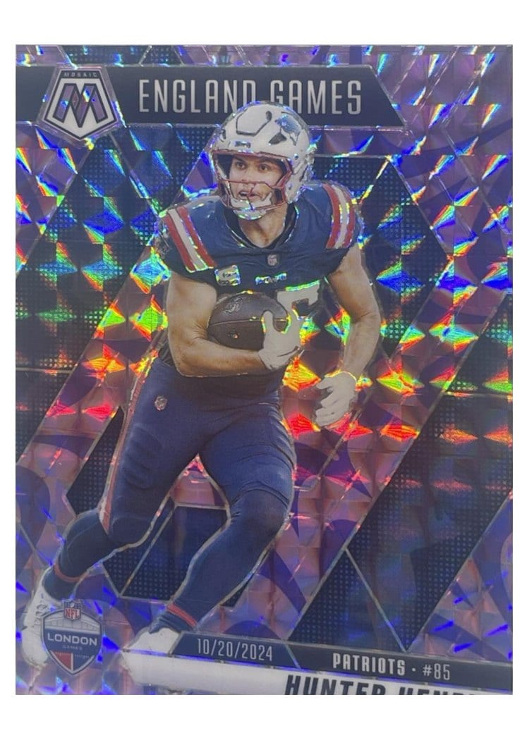 2025 Panini Mosaic Base Set Hunter Henry #262 card