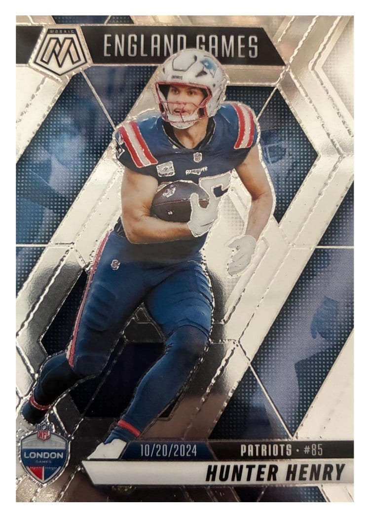 2025 Panini Mosaic Base Set Hunter Henry #262 card