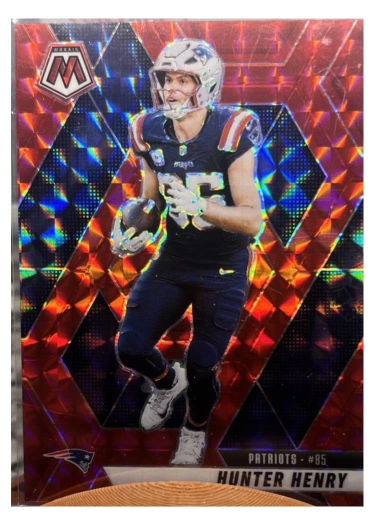 2025 Panini Mosaic Base Set Hunter Henry #79 card