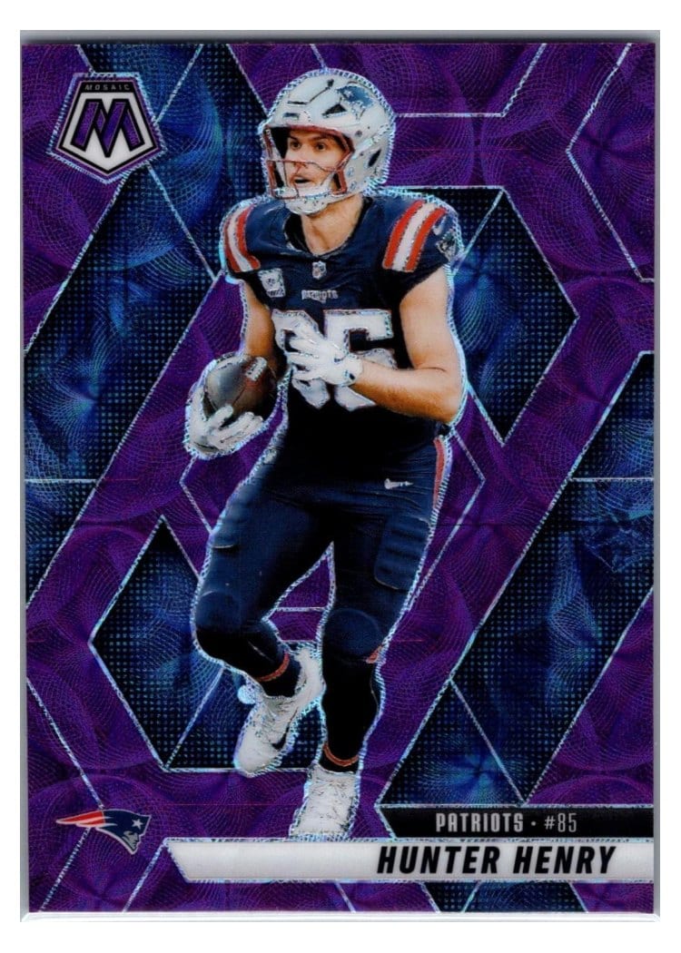2025 Panini Mosaic Base Set Hunter Henry #79 card