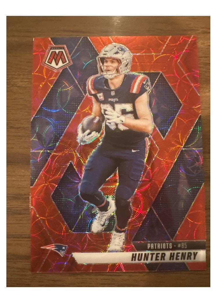 2025 Panini Mosaic Base Set Hunter Henry #79 card