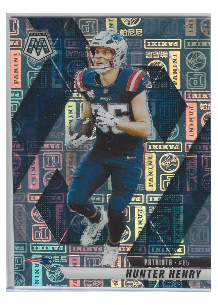 2025 Panini Mosaic Base Set Hunter Henry #79 card
