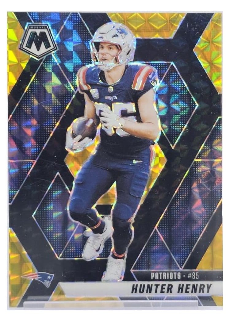 2025 Panini Mosaic Base Set Hunter Henry #79 card