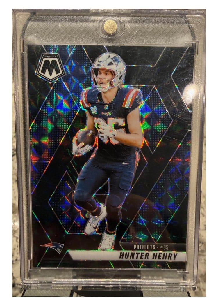 2025 Panini Mosaic Base Set Hunter Henry #79 card