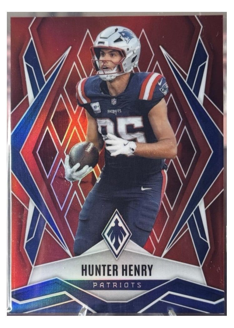 2025 Panini Phoenix Base Set Hunter Henry #97 card