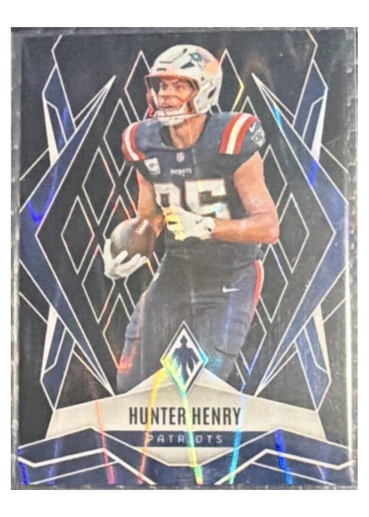 2025 Panini Phoenix Base Set Hunter Henry #97 card