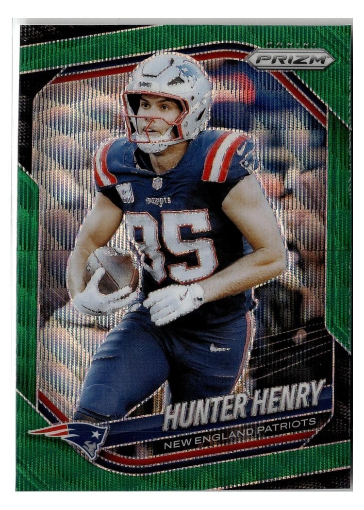 2025 Panini Prizm Base Set Hunter Henry #33 card