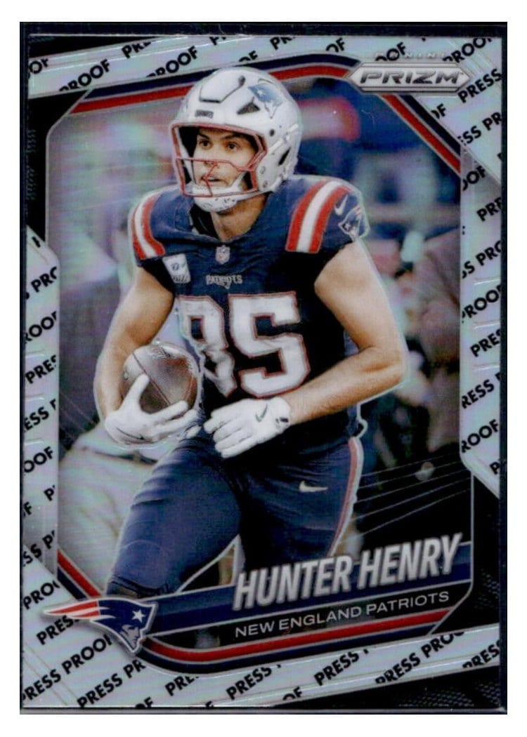 2025 Panini Prizm Base Set Hunter Henry #33 card