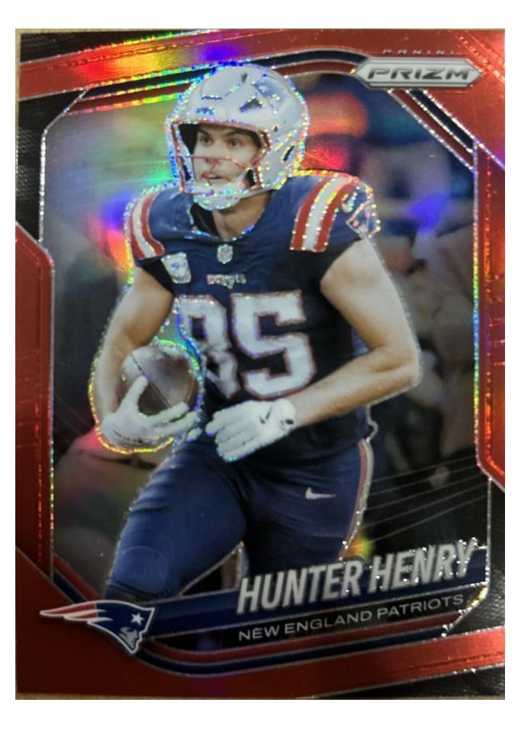 2025 Panini Prizm Base Set Hunter Henry #33 card