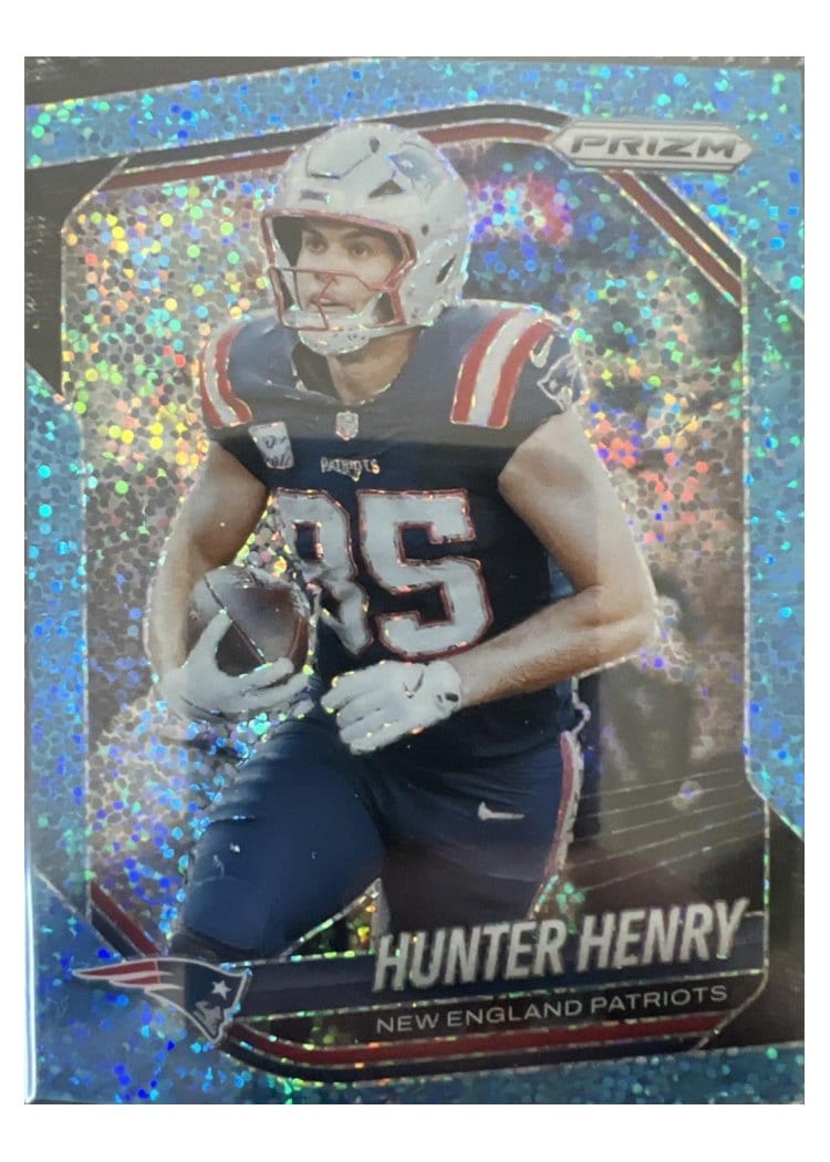 2025 Panini Prizm Base Set Hunter Henry #33 card