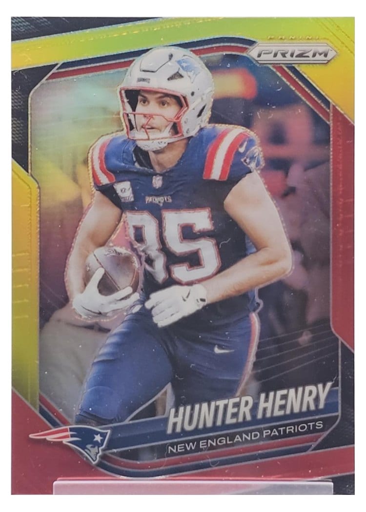 2025 Panini Prizm Base Set Hunter Henry #33 card