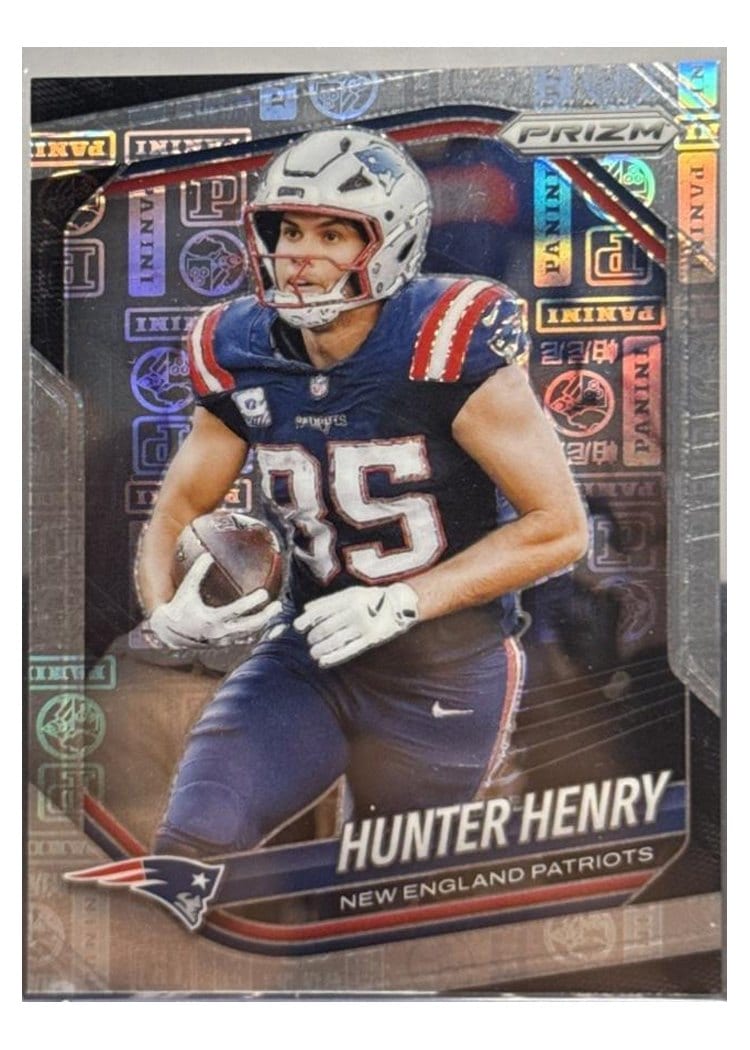 2025 Panini Prizm Base Set Hunter Henry #33 card