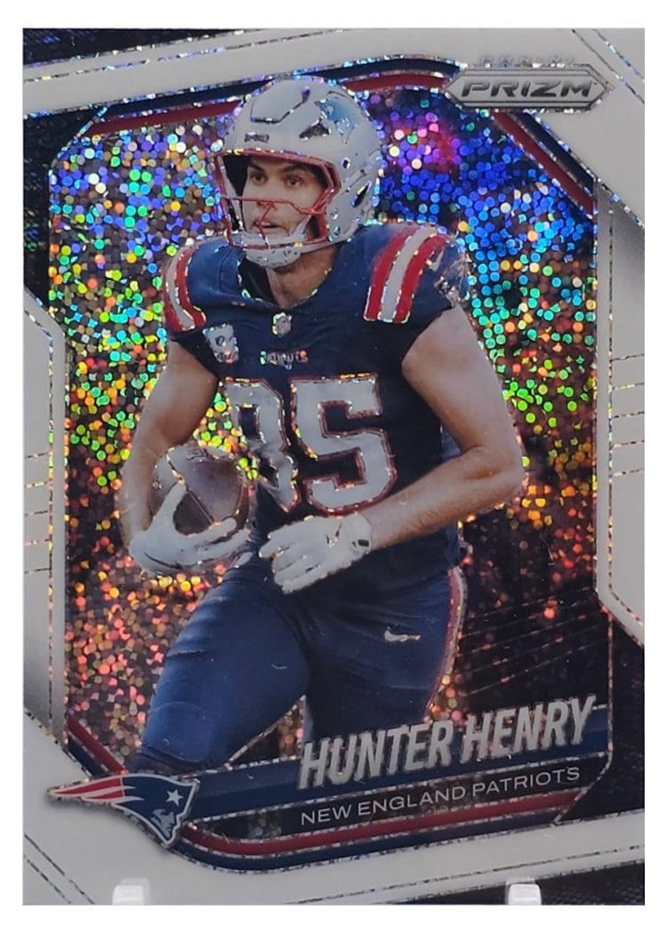 2025 Panini Prizm Base Set Hunter Henry #33 card