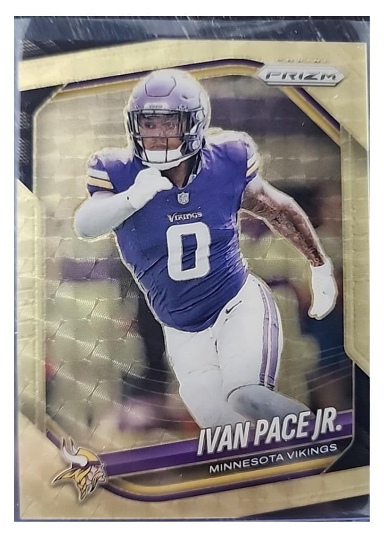 2025 Panini Prizm Base Set Ivan Pace Jr. Gold Vinyl #77 card