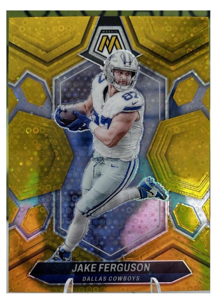 2024 Panini Mosaic Base Set Jake Ferguson No Huddle Gold #60 card