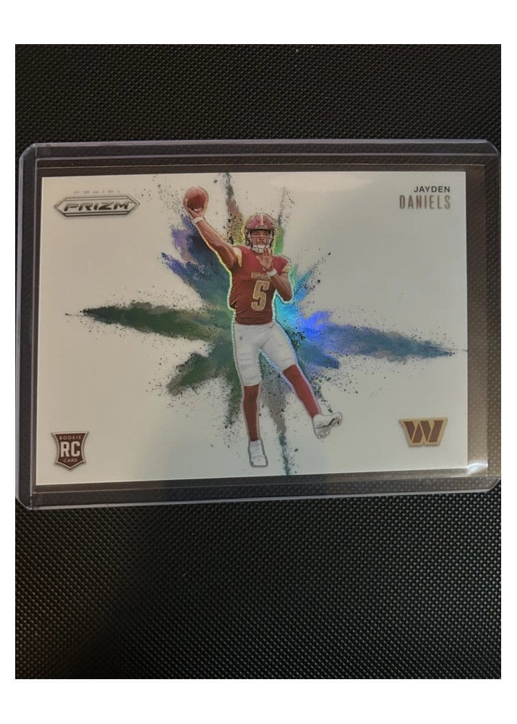 2024 Panini Prizm Color Blast Jayden Daniels #3 card