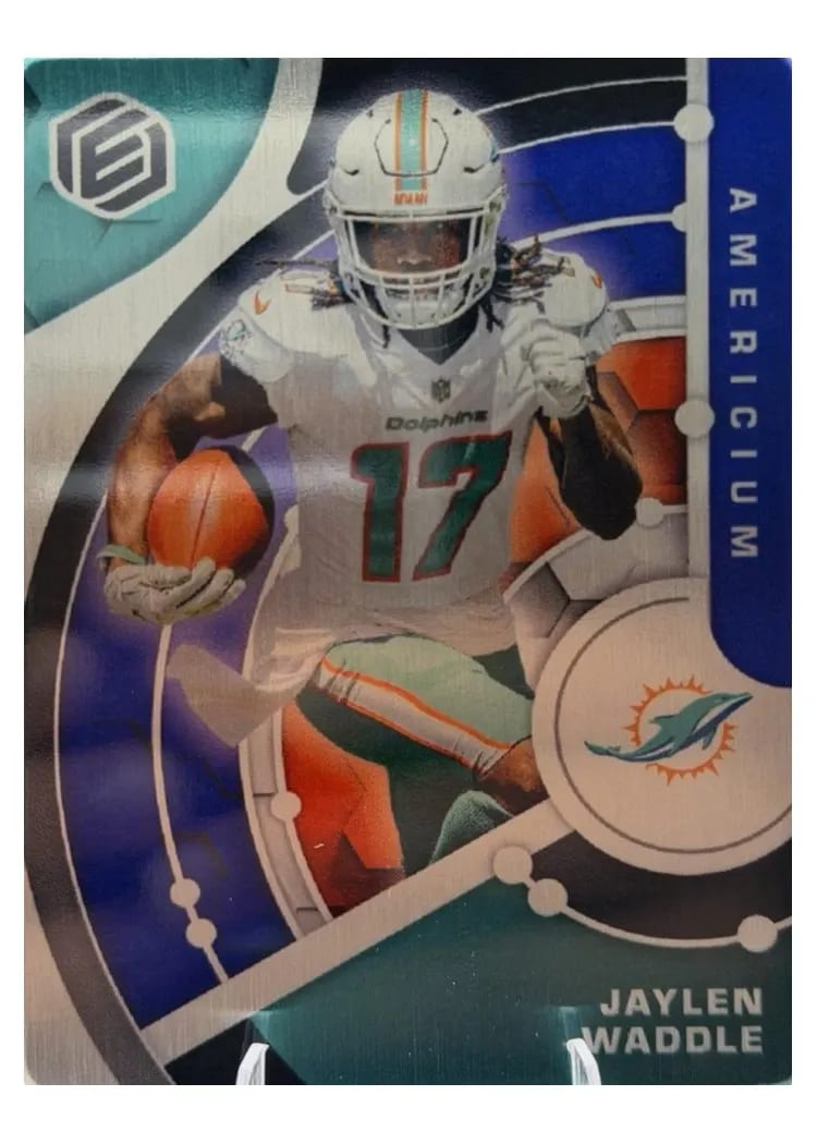2022 Panini Elements Base Set Jaylen Waddle #5 card