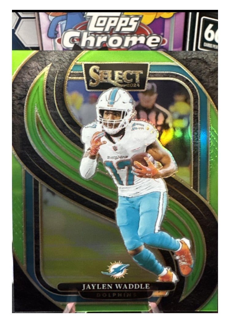 2024 Panini Select Base Set Jaylen Waddle #168 card