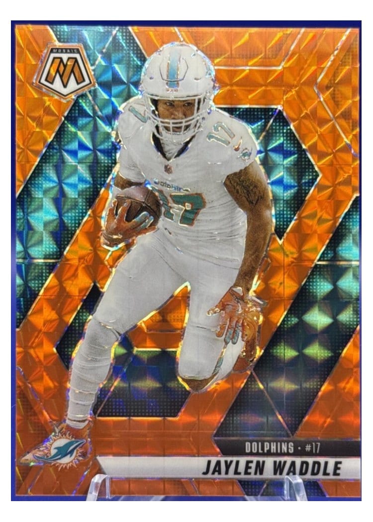 2025 Panini Mosaic Base Set Jaylen Waddle #155 card