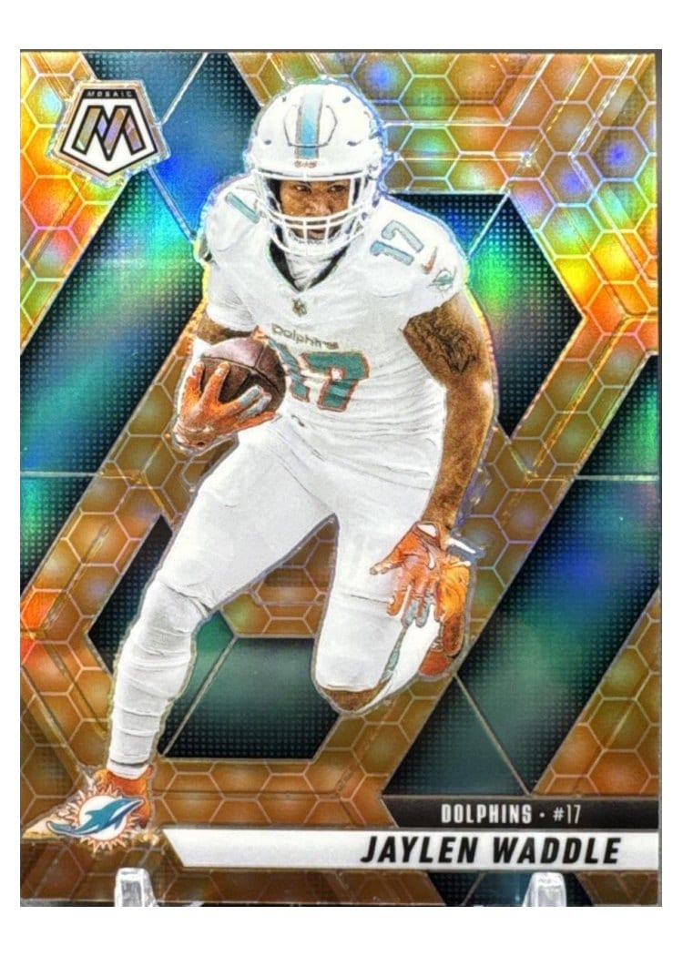 2025 Panini Mosaic Base Set Jaylen Waddle #155 card