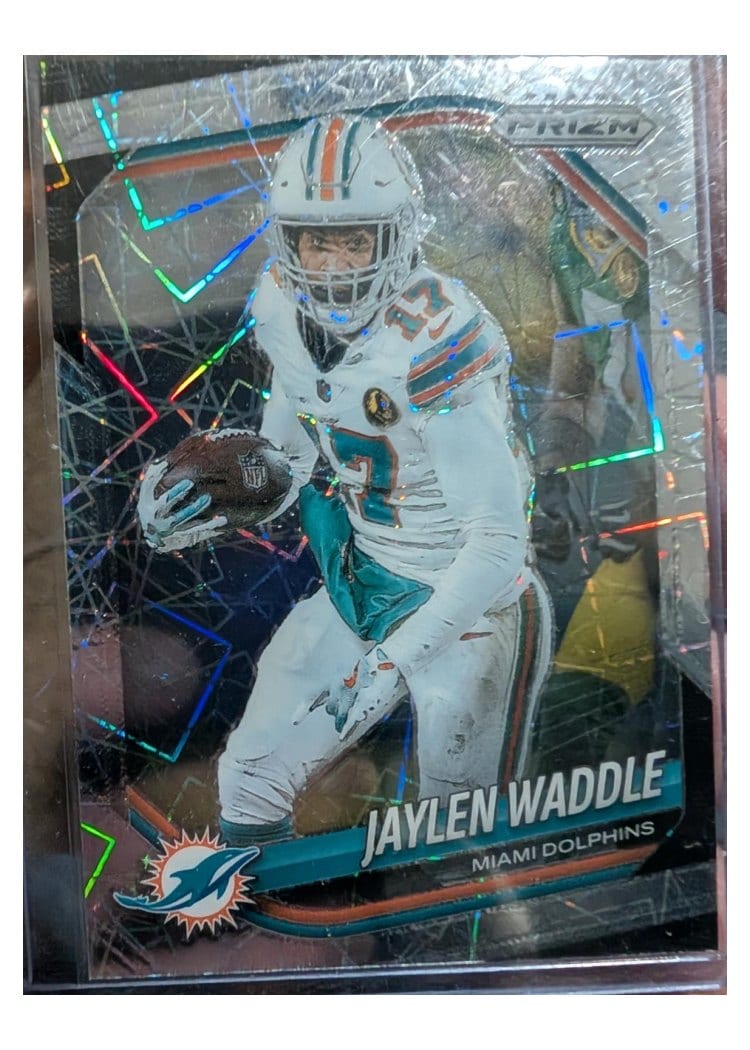 2025 Panini Prizm Base Set Jaylen Waddle #172 card