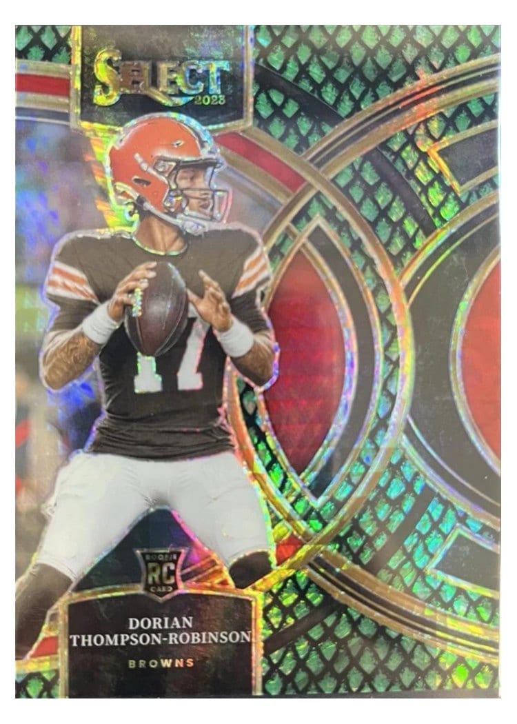 2023 Panini Select Base Set Jaylon Jones Dragon Scale Gold Prizm #146 card