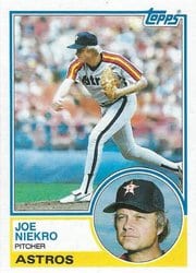 1983 Topps Base Set Joe Niekro #221 card