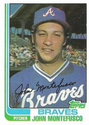 1982 Topps Base Set John Montefusco #697 card