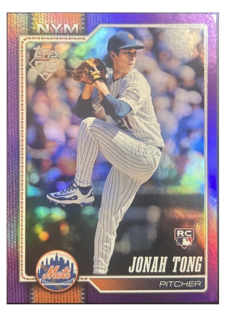 2026 Topps Jonah Tong #4 card