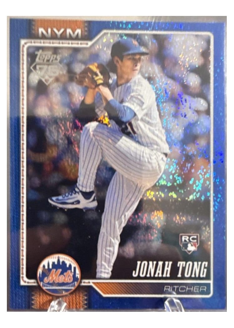 2026 Topps Jonah Tong #4 card