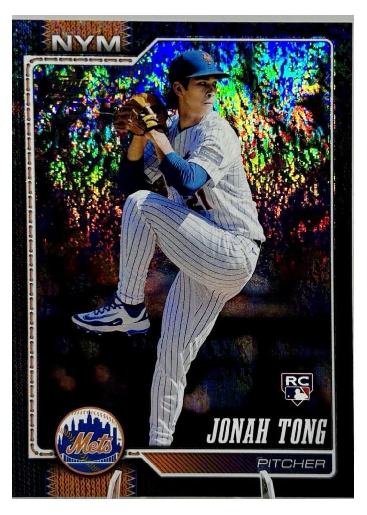 2026 Topps Jonah Tong #4 card