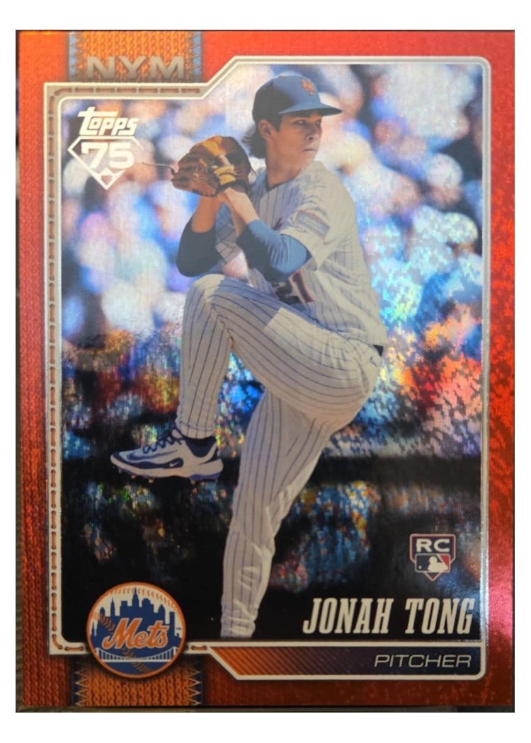 2026 Topps Jonah Tong #4 card