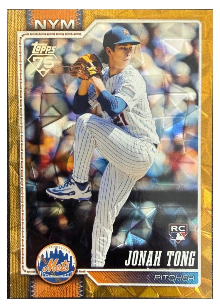 2026 Topps Jonah Tong #4 card