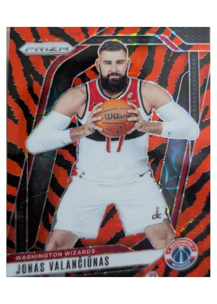 2024-25 Panini Prizm Base Set Jonas Valanciunas #76 card