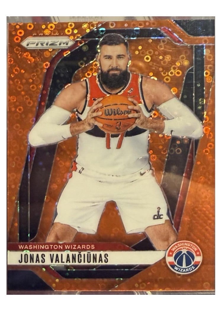 2024-25 Panini Prizm Base Set Jonas Valanciunas #76 card
