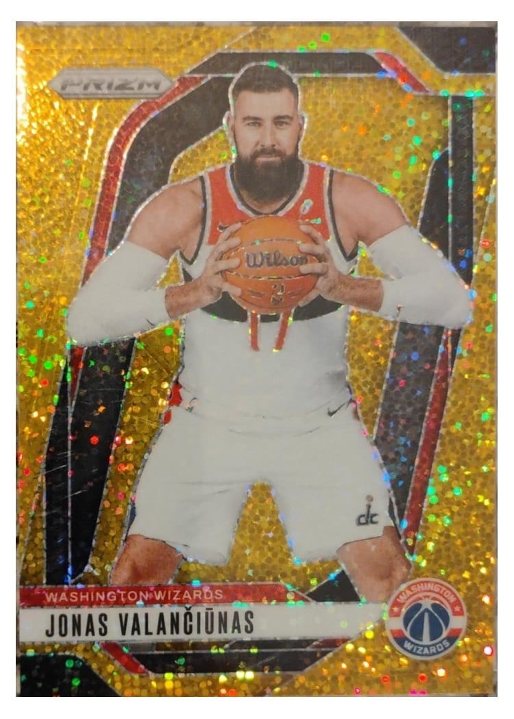 2024-25 Panini Prizm Base Set Jonas Valanciunas Gold Sparkle #76 card