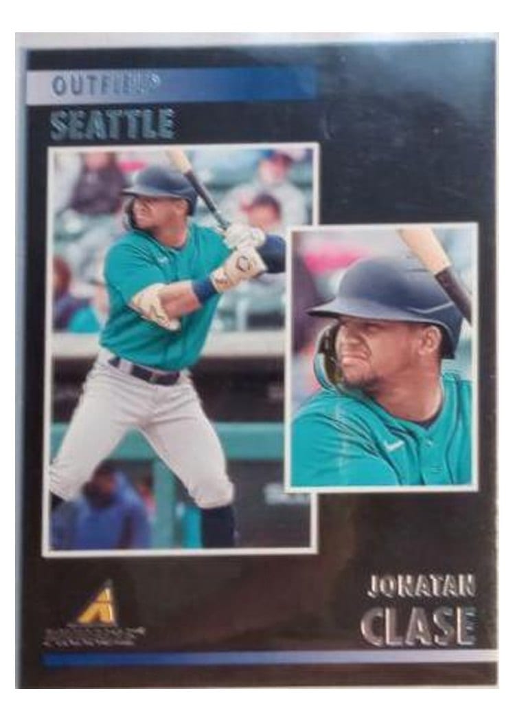 2023 Panini Chronicles Pinnacle Jonatan Clase #4 card