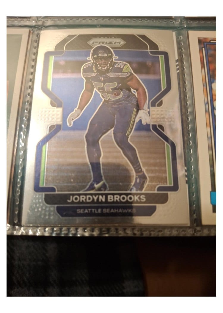 2021 Panini Prizm Base Set Jordyn Brooks #48 card