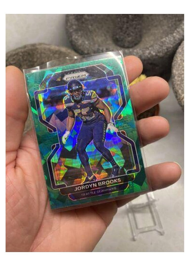 2021 Panini Prizm Base Set Jordyn Brooks #48 card