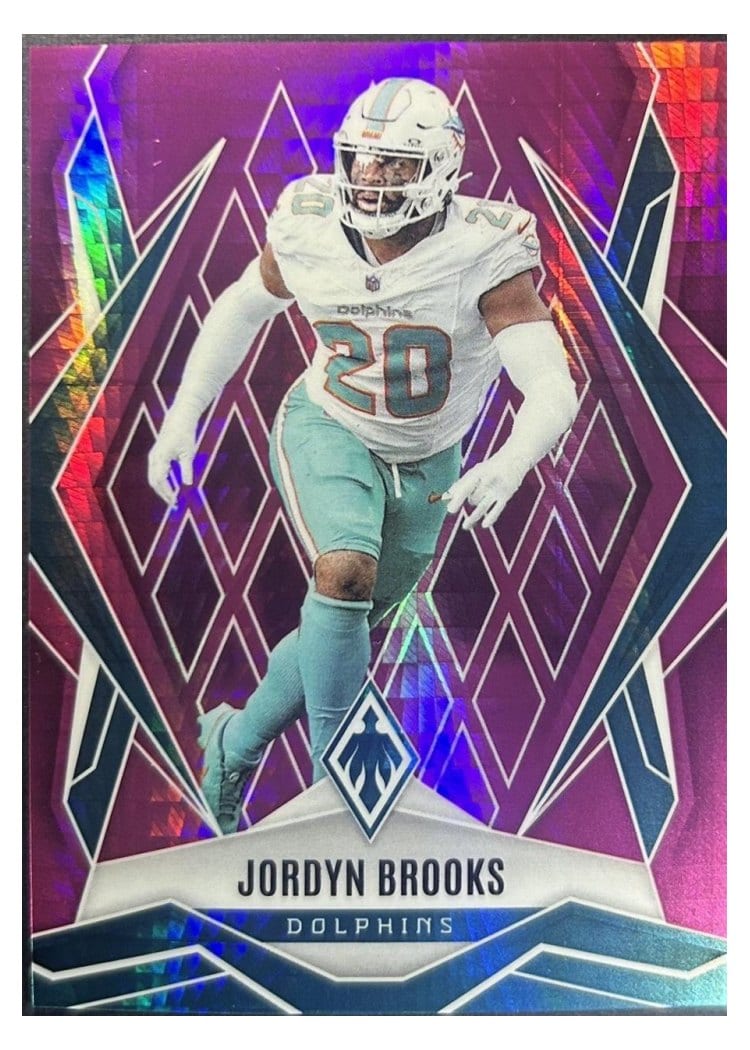 2025 Panini Phoenix Base Set Jordyn Brooks Pink Hyper #19 card