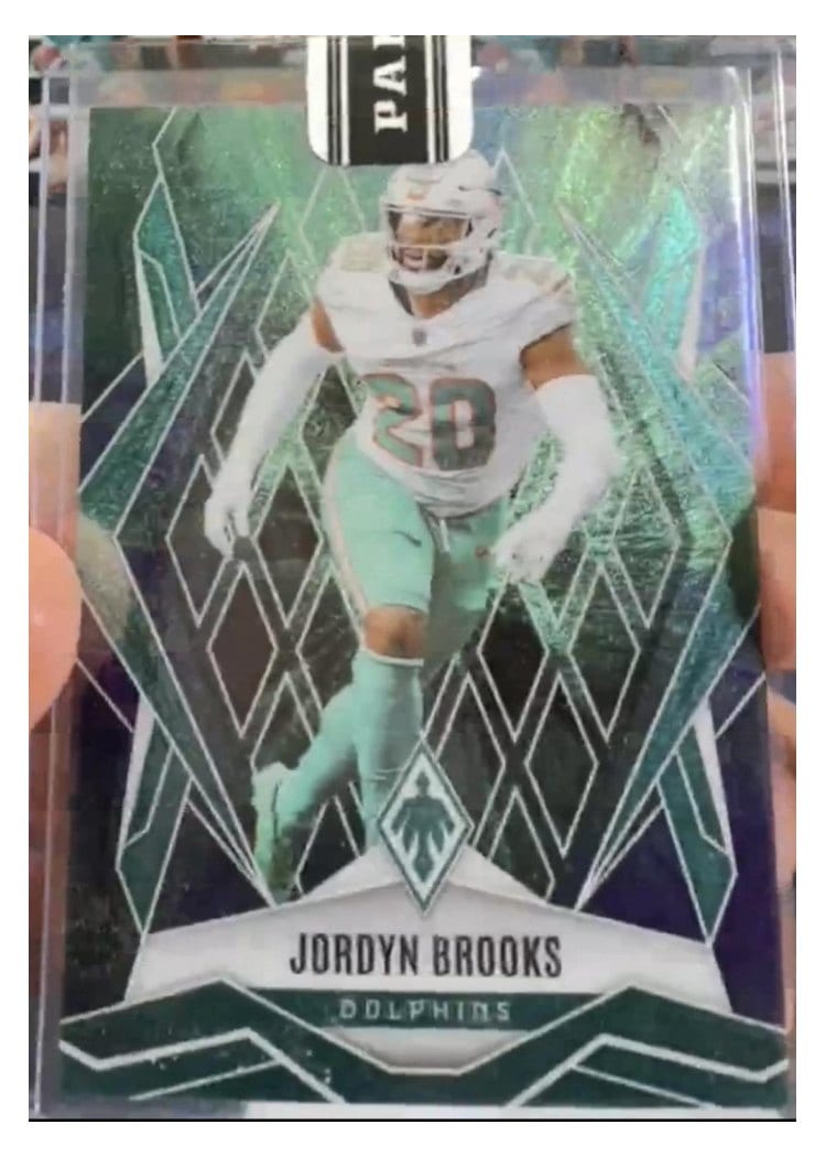 2025 Panini Phoenix Base Set Jordyn Brooks #19 card